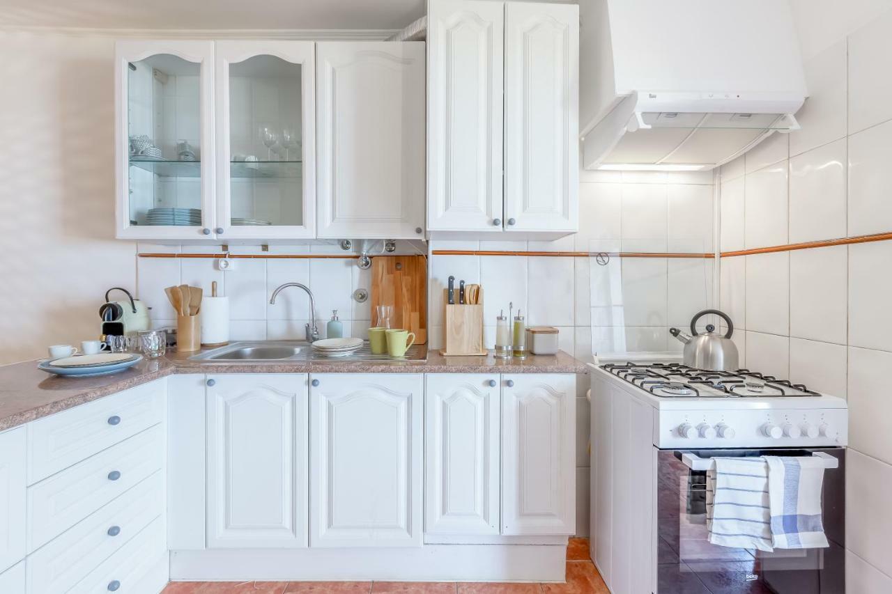 Bright & Spacious Alfama Apartment, By Timecooler ลิสบอน ภายนอก รูปภาพ