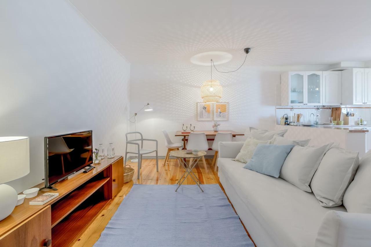 Bright & Spacious Alfama Apartment, By Timecooler ลิสบอน ภายนอก รูปภาพ