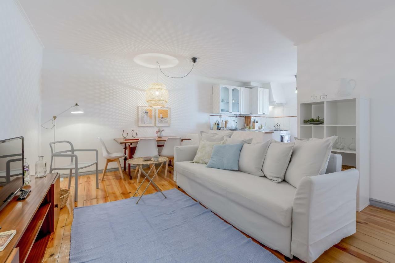 Bright & Spacious Alfama Apartment, By Timecooler ลิสบอน ภายนอก รูปภาพ